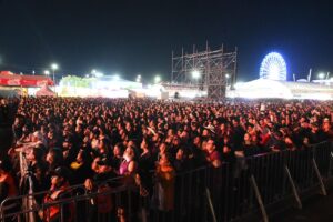 Reportan asaltos en inmediaciones de la Feria de las Fresas; autoridades aseguran saldo blanco Reportan asaltos en inmediaciones de la Feria de las Fresas; autoridades aseguran saldo blanco