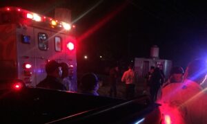 ILESOS RESULTARON LOS ELEMENTOS DE LA POLICÍA MUNICIPAL TRAS SER AGREDIDOS A BALAZOS ILESOS RESULTARON LOS ELEMENTOS DE LA POLICÍA MUNICIPAL TRAS SER AGREDIDOS A BALAZOS