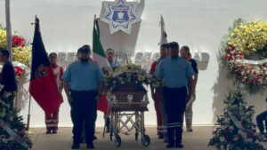 Irapuato da su último adiós al bombero Fabián Rodríguez Cisneros Irapuato da su último adiós al bombero Fabián Rodríguez Cisneros