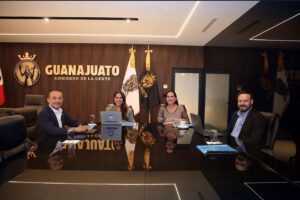 Libia Dennise y Lorena Alfaro coordinan acciones para fortalecer abasto de agua en Irapuato Libia Dennise y Lorena Alfaro coordinan acciones para fortalecer abasto de agua en Irapuato