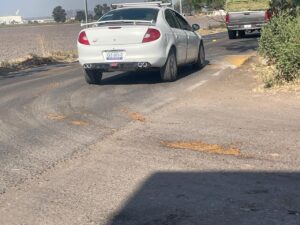 CAMIÓN DEL MUNICIPIO CONTAMINÓ SUELO Y AIRE POR DERRAME DE DESECHOS DE ANIMALES EN SALAMANCA CAMIÓN DEL MUNICIPIO CONTAMINÓ SUELO Y AIRE POR DERRAME DE DESECHOS DE ANIMALES EN SALAMANCA