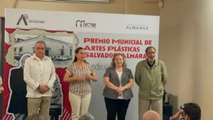 Reconocen el arte local con la primera edición del Premio Municipal de Artes Plásticas Salvador Almaraz Reconocen el arte local con la primera edición del Premio Municipal de Artes Plásticas Salvador Almaraz
