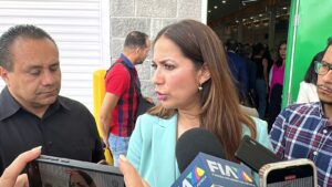 Gobernadora de Guanajuato reafirma compromiso con la Seguridad Municipal tras críticas a la Policía de San Felipe Gobernadora de Guanajuato reafirma compromiso con la Seguridad Municipal tras críticas a la Policía de San Felipe