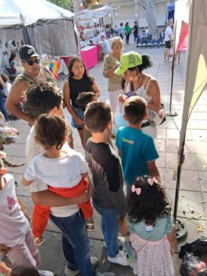 Madres buscadoras logran su objetivo y entregan obsequios a pequeños familiares de personas no localizadas Madres buscadoras logran su objetivo y entregan obsequios a pequeños familiares de personas no localizadas