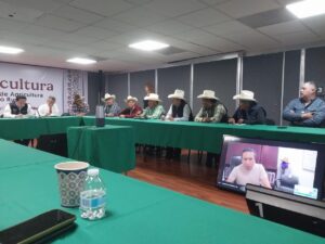 CIERRAN CON ÉXITO LA NEGOCIACIÓN PARA LA COMPRA-VENTA DE CEBADA PARA LA INDUSTRIA CERVECERA CIERRAN CON ÉXITO LA NEGOCIACIÓN PARA LA COMPRA-VENTA DE CEBADA PARA LA INDUSTRIA CERVECERA