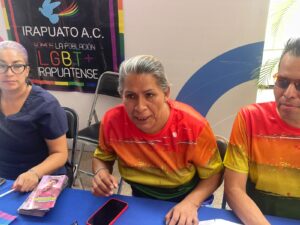 Marcha del Orgullo LGBT en Irapuato denuncia crímenes y celebra avances Marcha del Orgullo LGBT en Irapuato denuncia crímenes y celebra avances