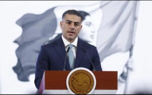 Familia de Ovidio Guzmán se entregó a EU tras acuerdo con el Departamento de Justicia: Harfuch Familia de Ovidio Guzmán se entregó a EU tras acuerdo con el Departamento de Justicia: Harfuch
