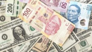 Peso mexicano sufre volatilidad tras reactivación de aranceles de Trump Peso mexicano sufre volatilidad tras reactivación de aranceles de Trump