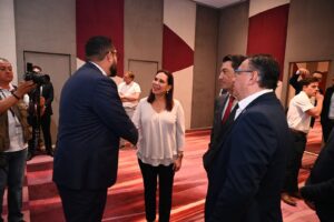 Refuerzan trabajo con cámaras empresariales en Irapuato Refuerzan trabajo con cámaras empresariales en Irapuato