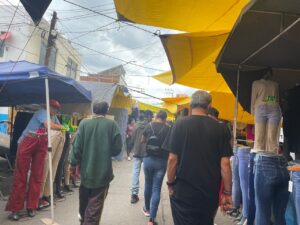 REAPARECEN LAS BANDAS DE CARTERISTAS EN EL MERCADO Y TIANGUIS REAPARECEN LAS BANDAS DE CARTERISTAS EN EL MERCADO Y TIANGUIS