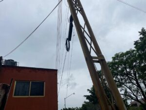 RESPONSABILIZAN A CFE EN CASO DE SUCEDER UN ACCIDENTE GRAVE POR DESCARGAS ELECTRICA EN VIVIENDA PARTICULAR RESPONSABILIZAN A CFE EN CASO DE SUCEDER UN ACCIDENTE GRAVE POR DESCARGAS ELECTRICA EN VIVIENDA PARTICULAR