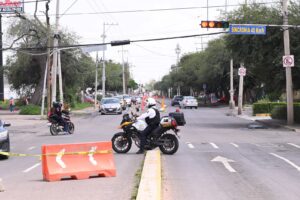 Detectan nueve riesgos de socavones en zona de bulevar Arandas y Cuarto Cinturón; Lorena Alfaro Detectan nueve riesgos de socavones en zona de bulevar Arandas y Cuarto Cinturón; Lorena Alfaro