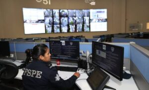 Gobierno de Irapuato entrega información a la ASEG sobre contratos con Seguritech Gobierno de Irapuato entrega información a la ASEG sobre contratos con Seguritech