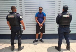 Cae presunto ladrón tras asalto a cafetería en Irapuato Cae presunto ladrón tras asalto a cafetería en Irapuato