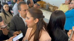 Gobernadora descarta riesgo por tren con millones de litros de hidrocarburos varado en Irapuato Gobernadora descarta riesgo por tren con millones de litros de hidrocarburos varado en Irapuato