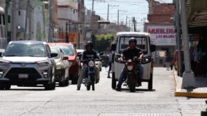 OBLIGATORIO QUE CONDUCTORES DE MOTOCICLETA USEN CASCO CERTIFICADO OBLIGATORIO QUE CONDUCTORES DE MOTOCICLETA USEN CASCO CERTIFICADO