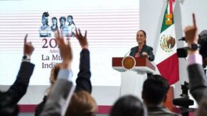 “Lo que pasó ayer muestra lo que es el PRIAN”: Sheinbaum sobre pleito en el Senado “Lo que pasó ayer muestra lo que es el PRIAN”: Sheinbaum sobre pleito en el Senado