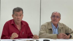 Propietarios de palcos y plateas acusan a directiva del Club Irapuato de modificar títulos perpetuos Propietarios de palcos y plateas acusan a directiva del Club Irapuato de modificar títulos perpetuos