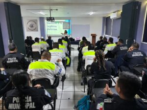 Policías de Irapuato se capacitan con diplomados en derechos humanos Policías de Irapuato se capacitan con diplomados en derechos humanos