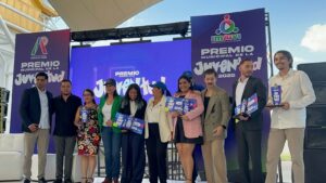 Jóvenes irapuatenses reciben el Premio Municipal de la Juventud 2025 Jóvenes irapuatenses reciben el Premio Municipal de la Juventud 2025