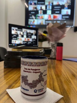 Tren Querétaro–Irapuato brindará fuerte derrama económica; afirma Lorena Alfaro Tren Querétaro–Irapuato brindará fuerte derrama económica; afirma Lorena Alfaro