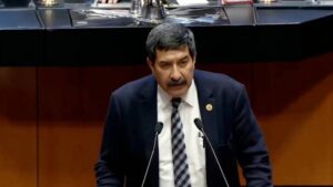 Confirma Javier Corral que habrá cambios en reforma a la Ley de Amparo Confirma Javier Corral que habrá cambios en reforma a la Ley de Amparo