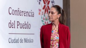 Sheinbaum afirma que Salinas Pliego puede pagar su deuda con el SAT “desde hoy” Sheinbaum afirma que Salinas Pliego puede pagar su deuda con el SAT “desde hoy”