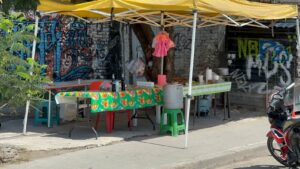 Tres mujeres resultan heridas tras ataque armado en puesto de comida en colonia UCOPI Tres mujeres resultan heridas tras ataque armado en puesto de comida en colonia UCOPI