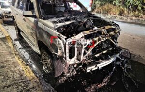 Camioneta se incendia cerca del Cereso de Irapuato; no hay lesionados Camioneta se incendia cerca del Cereso de Irapuato; no hay lesionados