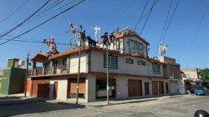 Una casa en Irapuato se convierte en el epicentro del Halloween con más de 35 figuras inflables Una casa en Irapuato se convierte en el epicentro del Halloween con más de 35 figuras inflables