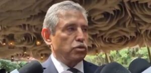 “Ocultarse y agacharse, no hay de otra”, dice el alcalde de Cuernavaca ante violencia “Ocultarse y agacharse, no hay de otra”, dice el alcalde de Cuernavaca ante violencia