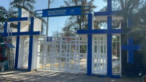 Irapuato se alista para recibir a más de 30 mil visitantes en el Panteón Municipal durante el Día de Muertos Irapuato se alista para recibir a más de 30 mil visitantes en el Panteón Municipal durante el Día de Muertos