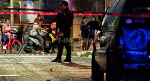Sujeto usa a su pareja como escudo humano y huye de agresión en colonia Lázaro Cárdenas Sujeto usa a su pareja como escudo humano y huye de agresión en colonia Lázaro Cárdenas