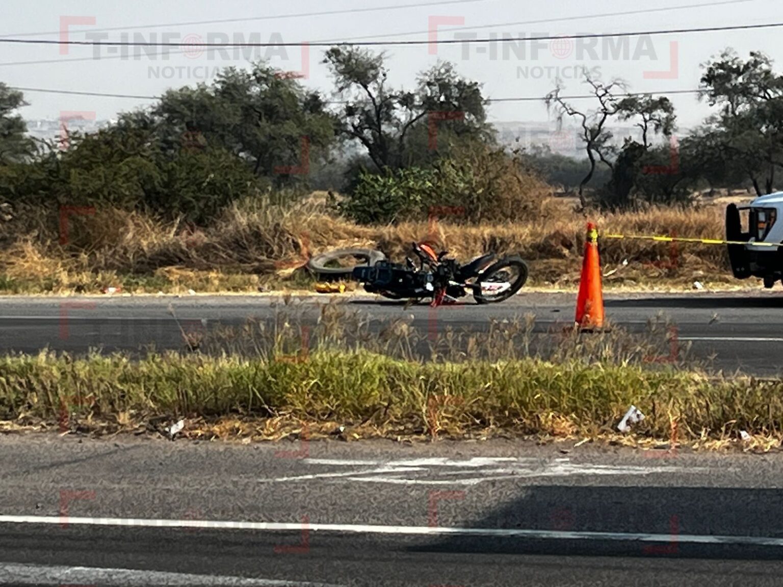 Accidente de motocicleta deja un fallecido y dos heridos en el ...