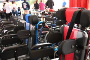 Entregan 47 apoyos ortopédicos en Irapuato como parte de la estrategia “Unidos en Movimiento” Entregan 47 apoyos ortopédicos en Irapuato como parte de la estrategia “Unidos en Movimiento”