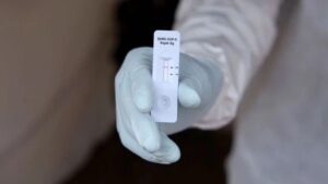 ¿Quiénes se pueden ver más vulnerables a la llamada SuperGripe? Te contamos ¿Quiénes se pueden ver más vulnerables a la llamada SuperGripe? Te contamos