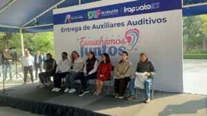 DIF Irapuato entrega 83 auxiliares auditivos a personas de todas las edades DIF Irapuato entrega 83 auxiliares auditivos a personas de todas las edades