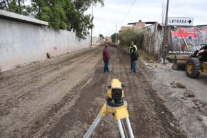 Inician pavimentación del acceso a la comunidad Pedro Arteaga Inician pavimentación del acceso a la comunidad Pedro Arteaga