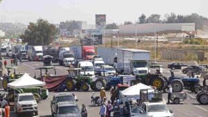 Productores y transportistas advierten nuevos bloqueos carreteros en Guanajuato por falta de acuerdos con autoridades Productores y transportistas advierten nuevos bloqueos carreteros en Guanajuato por falta de acuerdos con autoridades