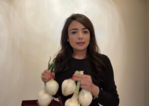 DIF Salamanca anuncia donación de cebolla y revive polémica por dádivas políticas DIF Salamanca anuncia donación de cebolla y revive polémica por dádivas políticas