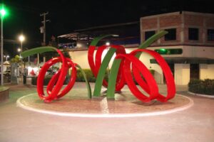 “Frespirales”: nueva escultura fortalece identidad y renueva la Plaza Clouthier en Irapuato “Frespirales”: nueva escultura fortalece identidad y renueva la Plaza Clouthier en Irapuato