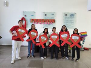 SSG inició este año con 3,681 guanajuatenses portadores del VIH. SSG inició este año con 3,681 guanajuatenses portadores del VIH.