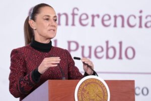 Sheinbaum frena propuesta de Trump y descarta intervención militar de EU en México Sheinbaum frena propuesta de Trump y descarta intervención militar de EU en México