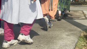 Por tradición o manda miles de peregrinos cruzan Irapuato rumbo a San Juan de los Lagos Por tradición o manda miles de peregrinos cruzan Irapuato rumbo a San Juan de los Lagos