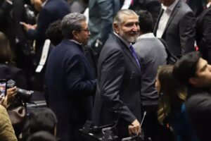 Sheinbaum se reúne con Monreal y Adán Augusto; reforma electoral queda fuera por ahora Sheinbaum se reúne con Monreal y Adán Augusto; reforma electoral queda fuera por ahora