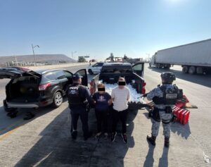 ASEGURAN MÁS DE 75 KILOS DE METANFETAMINA Y DETIENEN A DOS PERSONAS EN AUTOPISTA DE CUOTA ASEGURAN MÁS DE 75 KILOS DE METANFETAMINA Y DETIENEN A DOS PERSONAS EN AUTOPISTA DE CUOTA