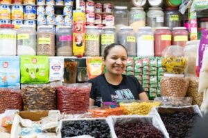 ESTADO HA APORTADO RECURSO ECONÓMICO PARA APOYAR A COMERCIANTES DE MERCADOS EN MUNICIPIOS ESTADO HA APORTADO RECURSO ECONÓMICO PARA APOYAR A COMERCIANTES DE MERCADOS EN MUNICIPIOS