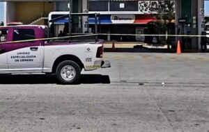 Murió en gasolinera tras persecución en la colonia San Juan Murió en gasolinera tras persecución en la colonia San Juan