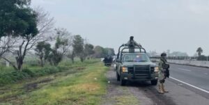 Aseguran más de 58 kilos de metanfetamina en la autopista Salamanca–Morelia Aseguran más de 58 kilos de metanfetamina en la autopista Salamanca–Morelia