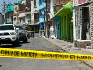 Ataque en vivienda de La Salud deja dos personas sin vida; agresores huyeron en motocicleta Ataque en vivienda de La Salud deja dos personas sin vida; agresores huyeron en motocicleta
